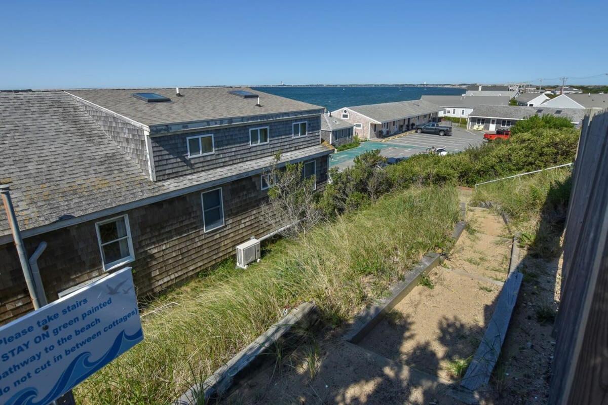 12216 - Beautiful Views Of Cape Cod Bay Access To Private Beach Easy Access To P-Town ترورو المظهر الخارجي الصورة